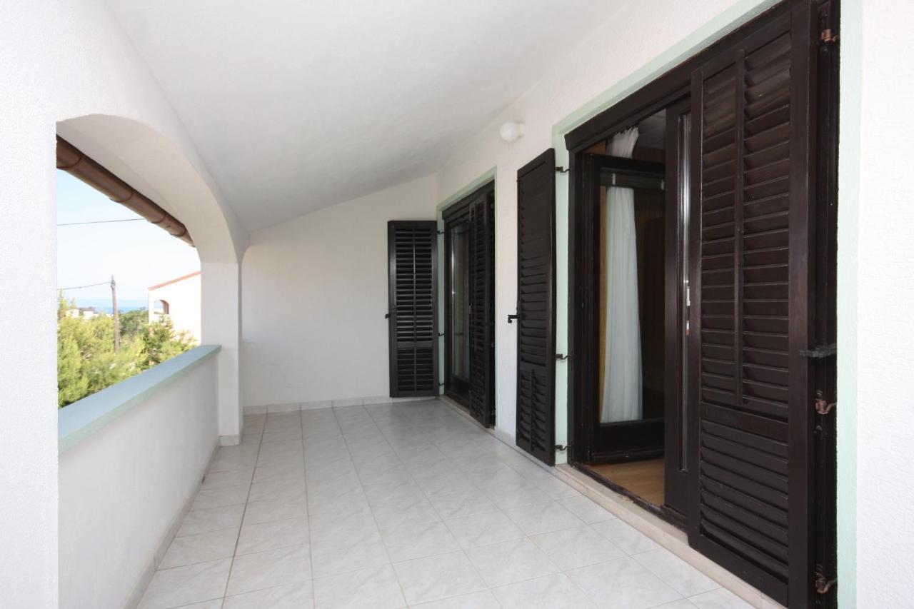 Apartments For Families With Children Lopar, Rab - 10402 Exterior foto